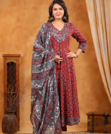 Anarkali kurta set